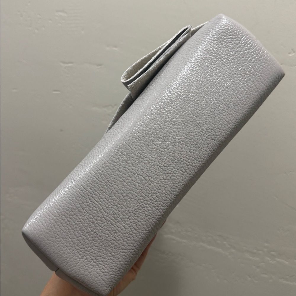 Handmade Cowhide Leather Asymmetrical Ruffles Metal Frame Bag, Multi Use Style - Picture 15 of 16